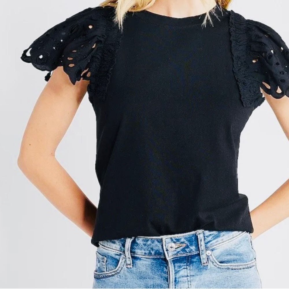 NWT Express short sleeve eyelet ruffle top size xl black